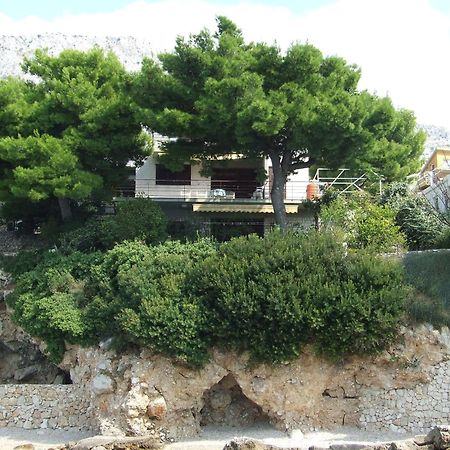 Villa Maristika 오미스 외부 사진